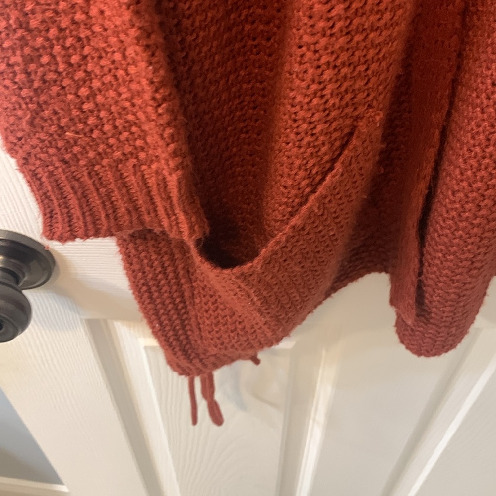 Cardigan - Picture 2 of 3